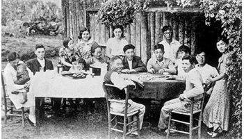 As escolas femininas japonesas no Brasil - 1